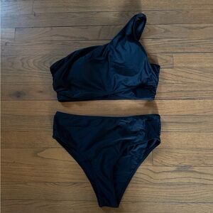 One-Shoulder Black Bikini Set